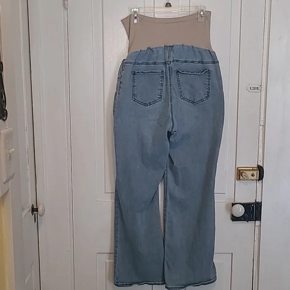 🤰Indigo Blue Jeans🤰 - Picture 4 of 9